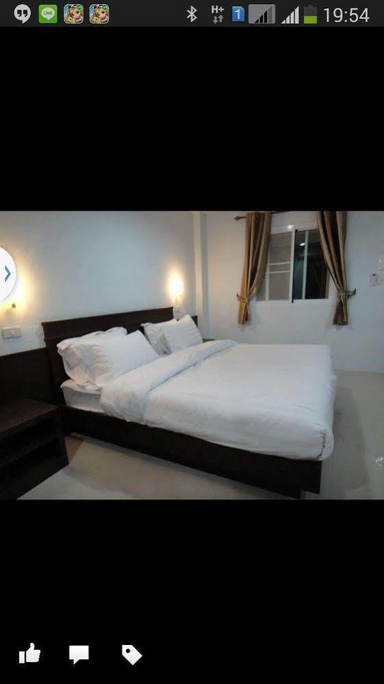 Prajak Inn Udon Thani Exterior photo